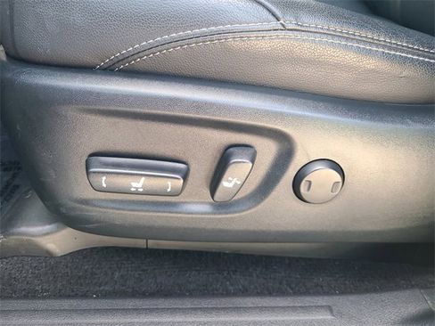 Used 2023 Toyota 4Runner Limited image 24