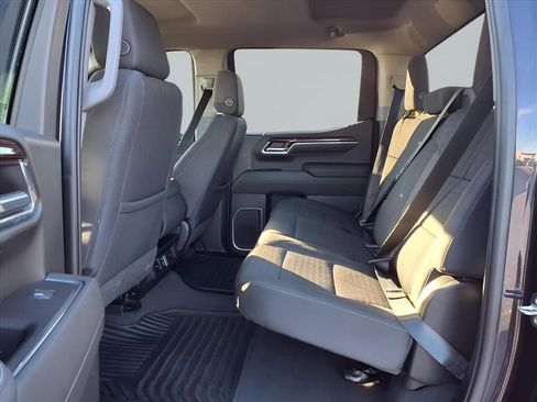 Used 2022 GMC Sierra 1500 SLE image 24