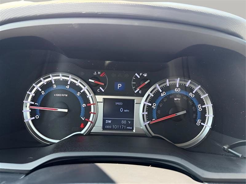 Used 2016 Toyota 4Runner SR5 AWD/4WD image 48