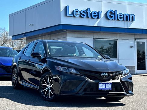 Used 2023 Toyota Camry SE w/ Cold Weather Package AWD/4WD image 30