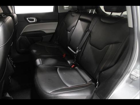Used 2022 Jeep Compass Limited AWD/4WD image 19