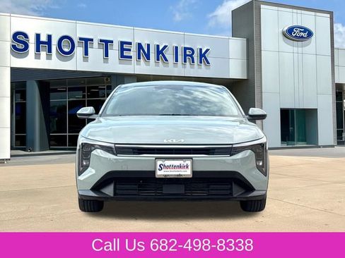 Used 2026 Kia K4 FWD image 2