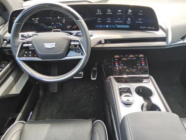 Used 2026 Cadillac Vistiq Platinum AWD/4WD image 3