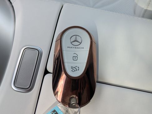 New 2026 Mercedes-Benz Maybach SL 680 image 29