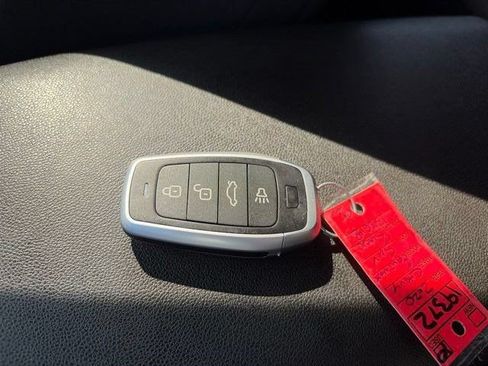 Used 2020 Chevrolet Equinox LT w/ Driver Convenience Package FWD image 51