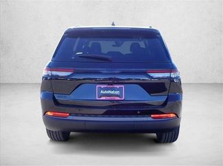 New 2026 Jeep Grand Cherokee Limited w/ Limited Altitude Package AWD/4WD video 3