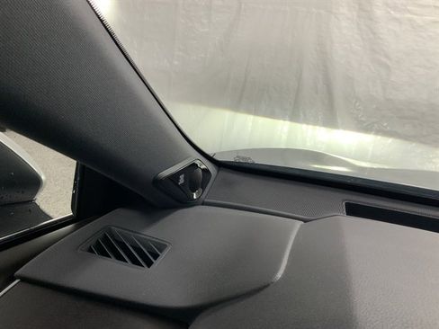 Used 2019 Toyota Avalon Limited image 20