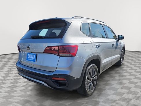 Used 2024 Volkswagen Taos S FWD image 4
