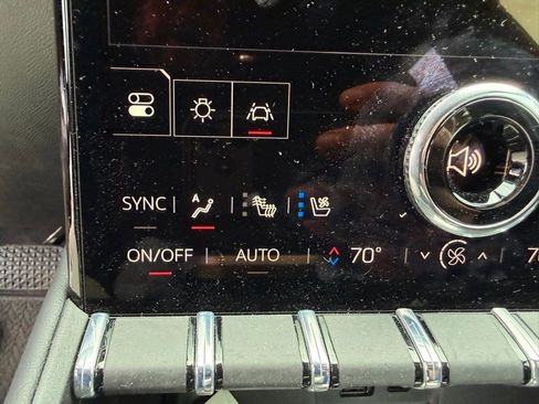 Used 2026 GMC Terrain Denali AWD/4WD image 16