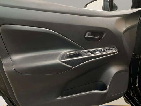 Used 2021 Nissan Versa S image 28