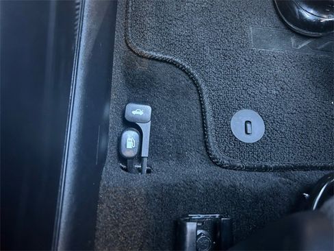 Used 2025 Kia K4 EX image 21