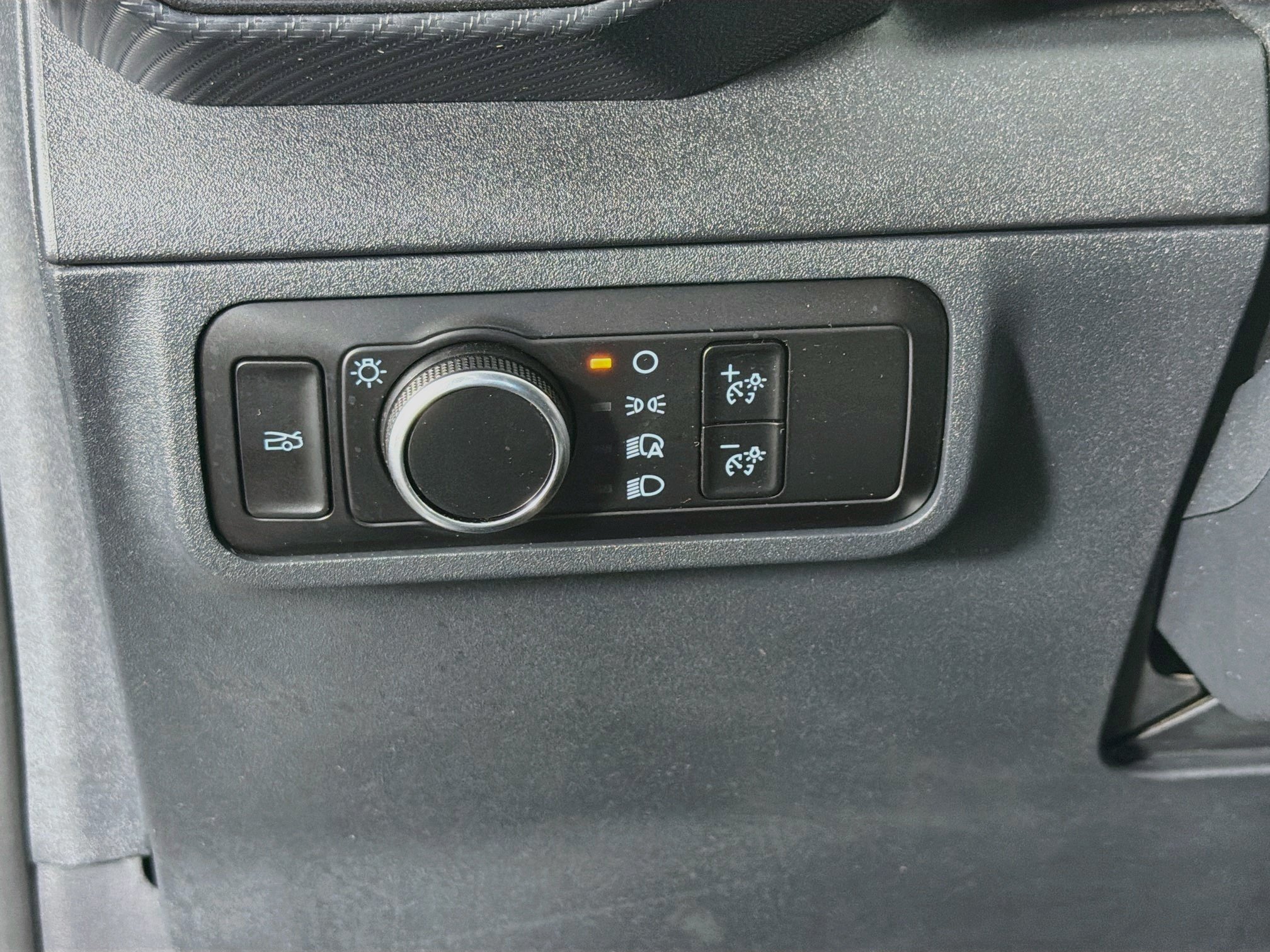Used 2025 Ford Mustang GT RWD image 17