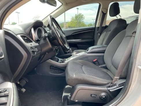 Used 2019 Dodge Journey SE w/ Premium Group AWD/4WD image 10