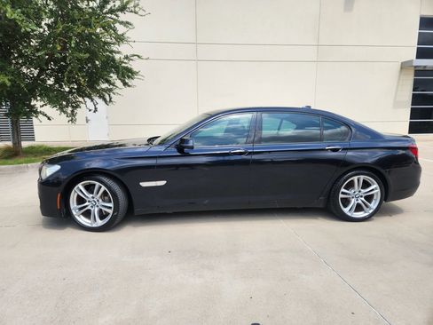 Used 2014 BMW 740Li image 35
