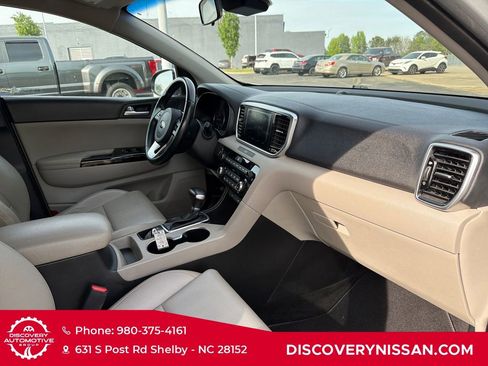 Used 2020 Kia Sportage EX image 38