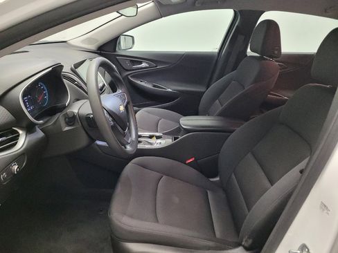 Used 2022 Chevrolet Malibu LT FWD image 17