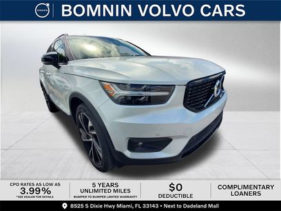 Certified 2022 Volvo XC40 T5 R-Design w/ Protection Package Premier