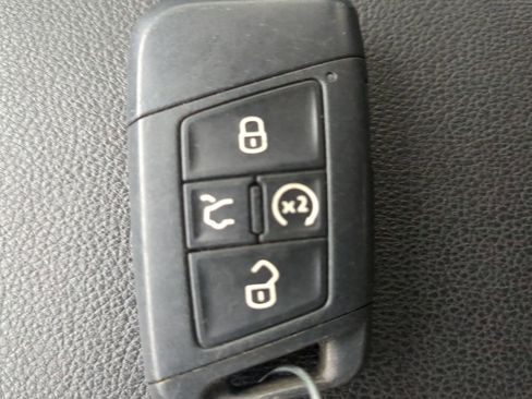 Used 2019 Volkswagen Atlas SEL image 32