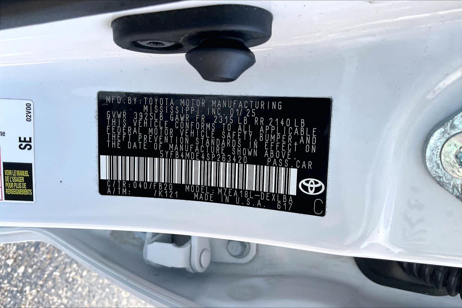 Used 2025 Toyota Corolla LE FWD image 30