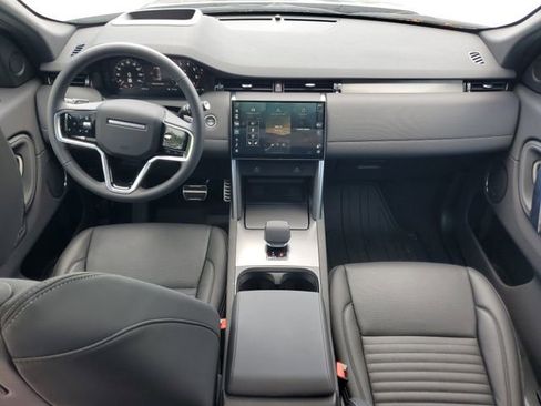 Certified 2025 Land Rover Discovery Sport Dynamic SE AWD/4WD image 16