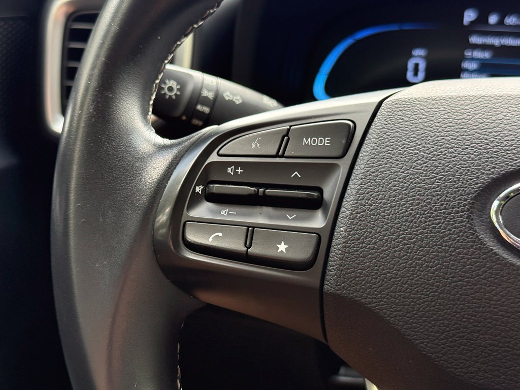 Certified 2026 Hyundai Venue SEL FWD image 16