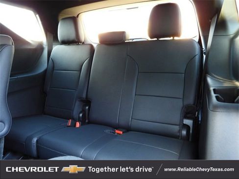 New 2026 Chevrolet Traverse LT w/ Midnight/Sport Edition image 24