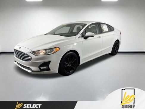 Used 2020 Ford Fusion SE w/ Equipment Group 151A FWD image 1