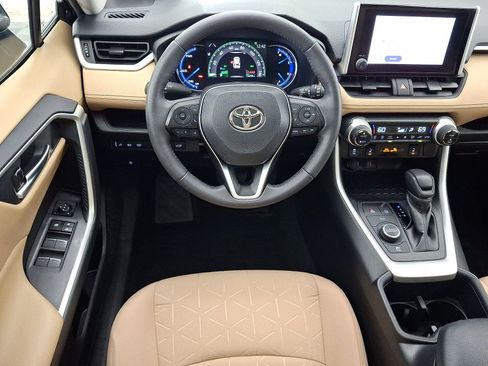 Certified 2024 Toyota RAV4 XLE w/ Convenience Package AWD/4WD image 13