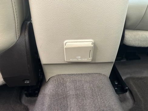 Used 2015 Chevrolet Malibu LT w/ Leather Package FWD image 22