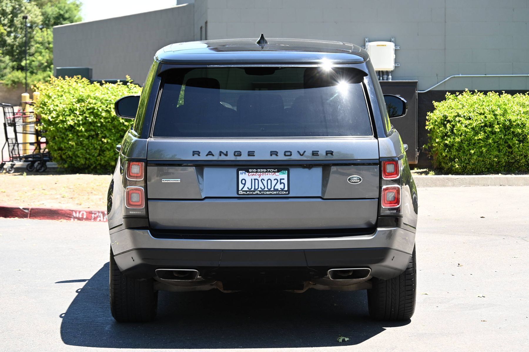 Used 2018 Land Rover Range Rover Long Wheelbase Supercharged AWD/4WD image 6