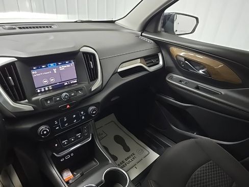 Used 2021 GMC Terrain SLE w/ Elevation Edition AWD/4WD image 25
