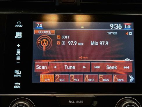 Used 2017 Honda Civic EX-T image 15