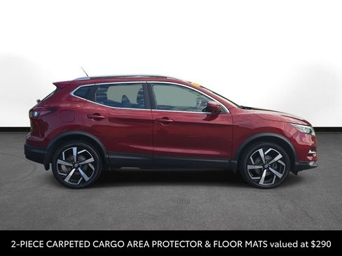Used 2021 Nissan Rogue Sport SL w/ Premium Package FWD image 5