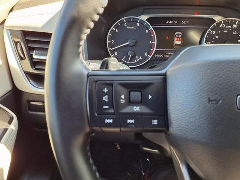 Certified 2025 Nissan Rogue SV FWD image 13