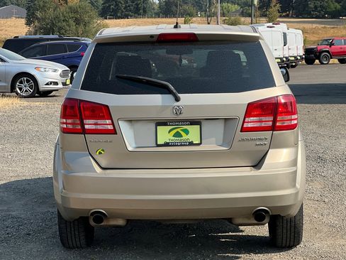 Used 2009 Dodge Journey SXT w/ Flexible Seating Group image 5