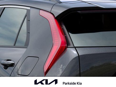 New 2026 Kia Niro SX image 11