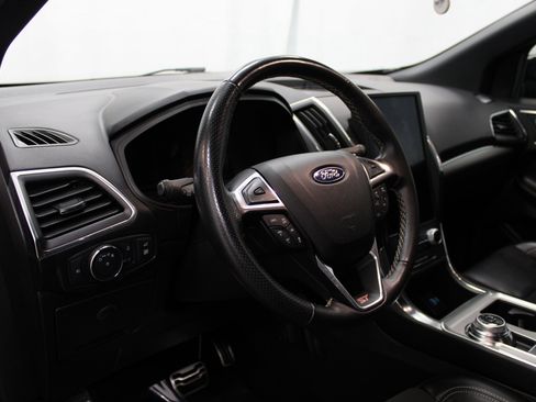 Used 2022 Ford Edge ST w/ Cargo Accessory Package image 10
