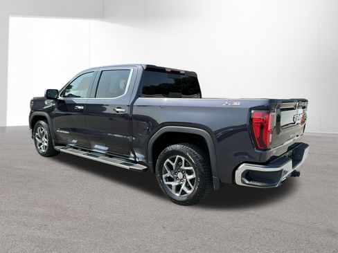 Used 2023 GMC Sierra 1500 SLT w/ SLT Convenience Package AWD/4WD image 19