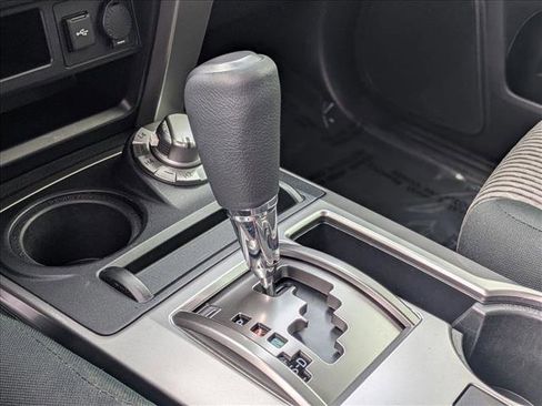 Used 2022 Toyota 4Runner SR5 AWD/4WD image 13