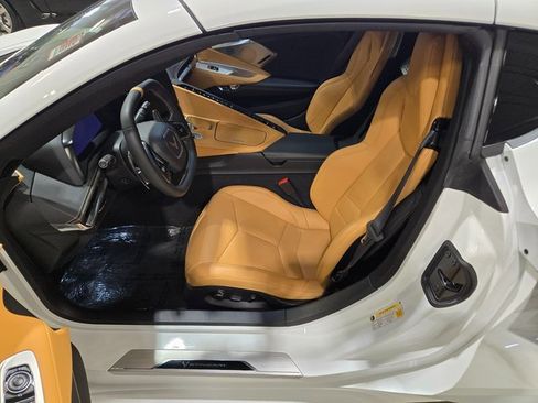 Used 2024 Chevrolet Corvette Stingray Preferred Cpe w/ Z51 Performance Package image 23