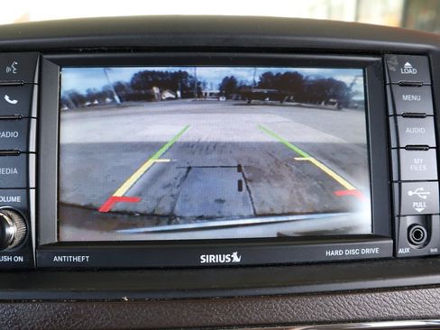 Used 2016 Chrysler Town & Country Touring-L w/ Driver Convenience Group FWD image 46