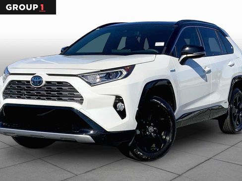 Used 2020 Toyota RAV4 XSE w/ XSE Grade Weather Package AWD/4WD image 1