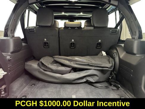 Used 2024 Jeep Wrangler High Altitude image 21