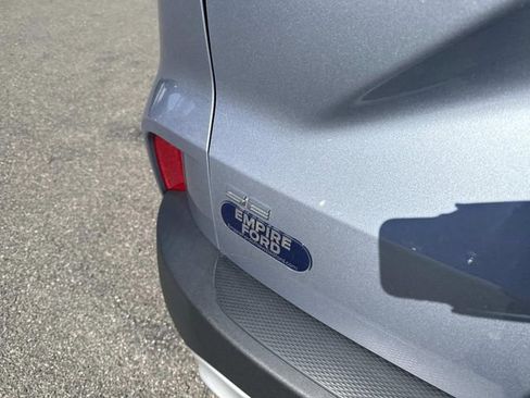 Certified 2022 Ford Escape SE image 5