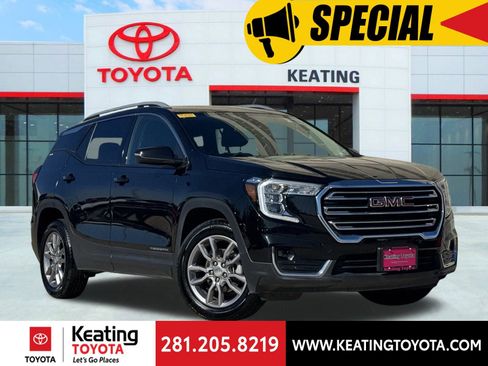 Used 2024 GMC Terrain SLT image 1