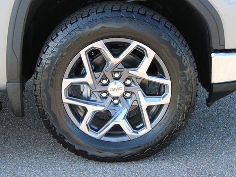 New 2026 GMC Sierra 1500 SLT w/ SLT Premium Plus Package AWD/4WD image 5