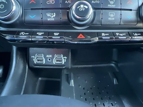 Used 2025 Dodge Durango GT AWD/4WD image 65