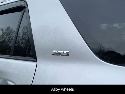 Used 2017 Toyota 4Runner SR5 image 11