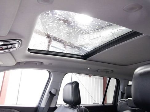 Used 2022 Jeep Grand Cherokee L Limited image 39