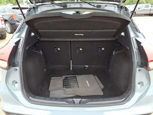 Used 2022 Nissan Kicks SR FWD image 13